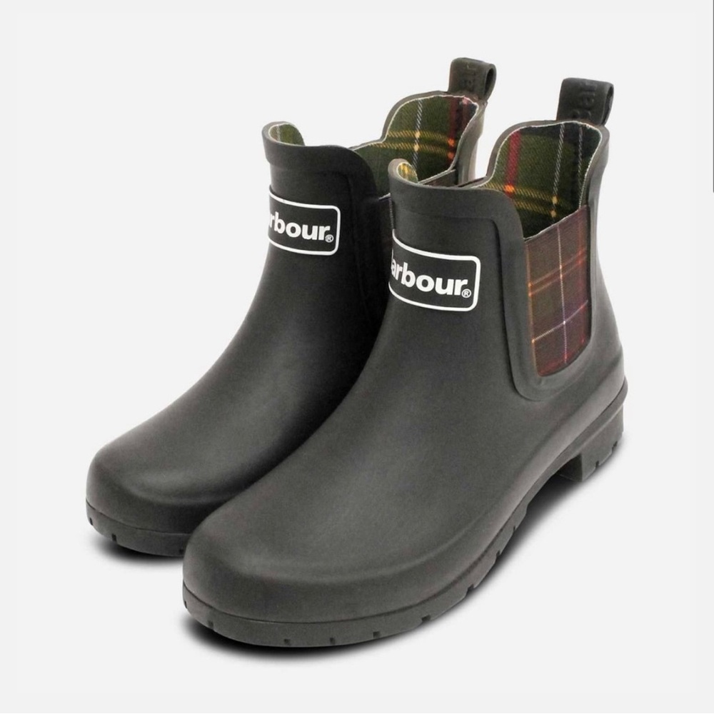 New In Box Barbour Kingham Chelsea Rain Boot